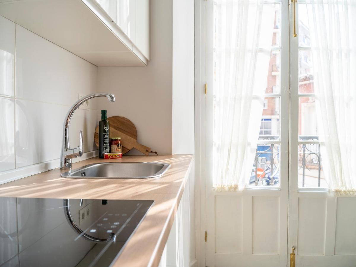 Sanders Lavender - Delightful Two-bedroom Downtown Apartamento *